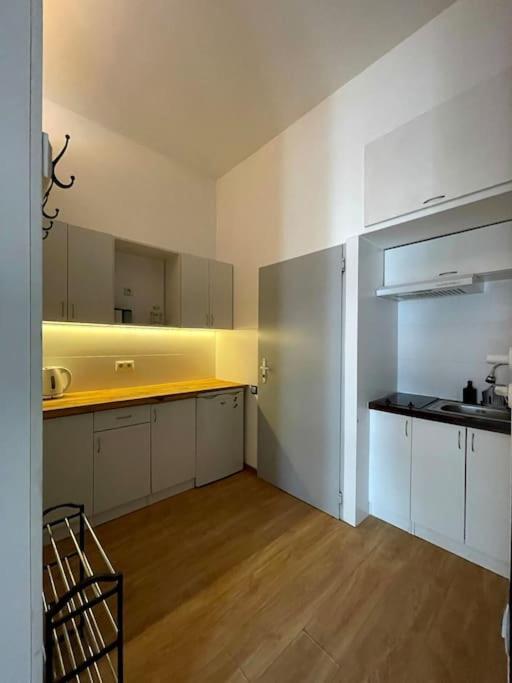 Bezagenta Centrum3 Studio Wi-Fi Great Location! Varšava Exteriér fotografie